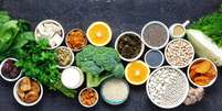 Alimentos com cálcio que substituem o leite são essenciais para quem tem restrições  Foto: KucherAV | Shutterstock / Portal EdiCase