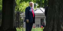 O presidente Donald Trump no gramado norte da Casa Branca, em Washington, quarta-feira, 23 de abril de 2025. (Foto AP/Mark Schiefelbein)  Foto: © Mark Schiefelbein / AP / RFI