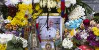 Um memorial para o falecido Papa Francisco está na Catedral Metropolitana de Buenos Aires, em Buenos Aires, Argentina, em 24 de abril de 2025.  Foto: Matias Baglietto/NurPhoto via Getty Images