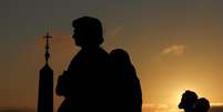 Amanhecer na cidade do Vaticano, neste último sábado, 26  Foto: Getty Images