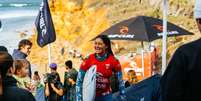 Luana Silva vice-campeã em Bells Beach na WSL. Foto: Ed Sloane / WSL / Esporte News Mundo