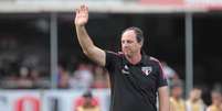 Foto: Instagram - Legenda: São Paulo consegue amortecer dívidas com alguns ex-jogadores e treinadores / Jogada10