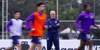 Foto: Rodrigo Coca/Agência Corinthians - Legenda: Dorival Júnior comandou seu primeiro treino pelo Corinthians nesta segunda-feira (28) / Jogada10