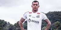 Foto: Raul Baretta/ Santos FC. - Legenda: Gabriel Verón vira exemplo no Santos para casos de indisciplina / Jogada10