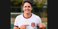 Reprodução / Instagram Edmilson - Legenda: Edmilson criticou a demora na escolha do novo técnico da Seleção Foto: Jogada10