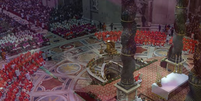 Missa é celebrada no Vaticano antes do início do conclave  Foto: Reprodução/YouTube/VaticanNews