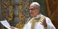 Leão XIV celebra sua primeira missa com os cardeais. Suas declarações têm reafirmado compromisso social. Foto: Vatican News