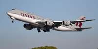 O Boeing 747-8Z5 da empresa estatal Qatar Amiri Flight é semelhante ao que estaria em negociações para ser transferido Trump  Foto: Getty Images / BBC News Brasil