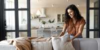 Tons neutros podem ser usados nos ambientes durante o outono Foto: Prostock-studio | Shutterstock / Portal EdiCase