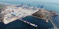 Porto de Chancay, no Peru, foi construído com investimentos chineses  Foto: DW / Deutsche Welle