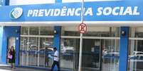 A partir da quarta-feira, 14, o beneficiário poderá solicitar o ressarcimento dos descontos indevidos; todo esse processo será feito pelo aplicativo Meu INSS  Foto: André Dusek/Estadão / Estadão