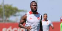 Enner Valencia em treino pelo Inter. Foto: Ricardo Duarte/SCI / Esporte News Mundo