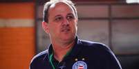 Foto: Letícia Martins/EC Bahia - Legenda: Rogério Ceni, técnico do Bahia / Jogada10