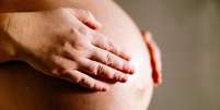 Veja cuidados essenciais para ter uma gravidez tranquila  Foto: Shutterstock / Alto Astral