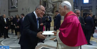 Geraldo Alckmin entrega convite para COP30 ao papa Leão XIV  Foto: Reprodução | Vatican Media