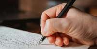 Fatores como genética e cultura influenciam no formato de nossas letras Foto: Getty Images / BBC News Brasil
