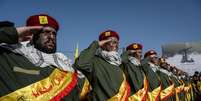 Membros do Hezbollah e apoiadores da milícia xiita libanesa  Foto: Reprodução/Getty Images