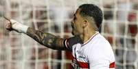  Foto: Rubens Chiri/São Paulo FC - Legenda: Luciano marcou três gols no confronto contra o Náutico / Jogada10