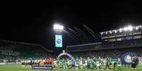  Foto: Reprodução - Legenda: Palmeiras será julgado por cabeça de galinha e gritos homofóbicos no clássico contra o Corinthians / Jogada10