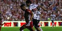  Foto: Gabriel França / Nautico - Legenda: Ferraresi foi expulso ainda no primeiro tempo do duelo entre São Paulo e Náutico / Jogada10
