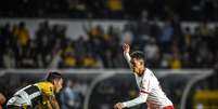 Gustavo Neves, jogador do Red Bull Bragantino. Foto: Ari Ferreira/Red Bull Bragantino / Esporte News Mundo