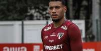  Foto: Erico Leonan/São Paulo FC - Legenda: Ruan já atuou em cinco jogos pelo São Paulo no Brasileirão / Jogada10