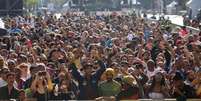 Movimenta&ccedil;&atilde;o do p&uacute;blico no palco principal do Vale do Anhangaba&uacute; na Virada Cultural, em S&atilde;o Paulo, em 25 de maio de 2025 (domingo).  Foto: Tiago Queiroz/Estad&atilde;o / Estad&atilde;o