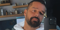Ricky Martin exibe corpo musculoso aos 53 anos e deixa tatuagem &iacute;ntima &agrave; mostra  Foto: Reprodu&ccedil;&atilde;o/Instagram