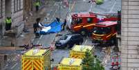 Um carro atropelou v&aacute;rios torcedores e pedestres na Water Street, em Liverpool, no final da tarde de 26 de maio de 2025, durante as celebra&ccedil;&otilde;es pelo t&iacute;tulo de campe&atilde;o ingl&ecirc;s do Liverpool Football Club.  Foto: REUTERS - Phil Noble / RFI