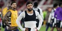 Memphis Depay após eliminação do Corinthians na Sul-Americana  Foto: Daniel Jayo/Getty Images