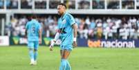 Neymar contra o Botafogo  Foto: JOTA ERRE/Estadão Conteúdo