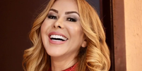 Cantora Joelma revela há quantos anos está sem beijar  Foto: Reprodução / Contigo