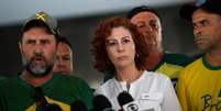 Deputada federal Carla Zambelli e líderes de movimento dos caminhoneiros falam à imprensa no Palácio do Planalto  Foto: Adriano Machado / Reuters