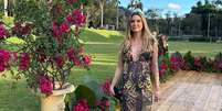 Lavínia Vlassak em foto durante casamento  Foto: Instagram/@laviniavlasak4real / Reprodução