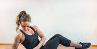 Alguns hábitos podem ajudar a combater a gordura abdominal Foto: Microgen | Shutterstock / Portal EdiCase