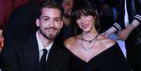 Bruna Marquezine e Jo&atilde;o Guilherme: 2&ordm; reencontro em um m&ecirc;s tem detalhes revelados.  Foto: Brazilnews, e Agnews / Purepeople