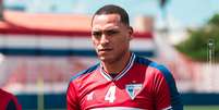 O zagueiro Titi. Foto: Leonardo Moreira/Fortaleza / Esporte News Mundo