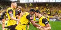 Foto: Alex Grimm/Getty Images - Legenda: Adeyemi entre os inscritos do Dormund para o Mundial de Clubes / Jogada10