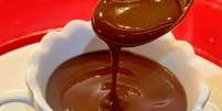 CHOCOLATE QUENTE CREMOSO SEM LEITE E AÇÚCAR Foto: Bake and Cake Gourmet