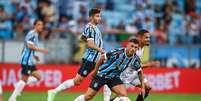 Mayk em atuação pelo Grêmio. Foto: Lucas Uebel/GFBPA / Esporte News Mundo