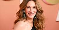 Segredo do corpo de Julia Roberts aos 57 anos: atriz de 'Idas e Vindas do Amor' come frango e salmão na dieta e não dispensa chocolate.  Foto: Getty Images / Purepeople