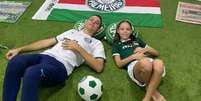  Foto: Arquivo Pessoal - Legenda: Torcedor do Palmeiras replica vestiário do Allianz Parque em casa e dá nome do clube à filha / Jogada10