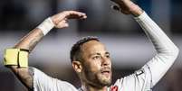 Neymar em ação pelo Santos Foto: Neymar em ação pelo Santos ( Raul Baretta/Santos) / Gávea News