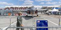 Pelo menos 30 aeronaves militares dos EUA foram deslocadas de bases na América para a Europa nos últimos três dias  Foto: CHRISTOPHE PETIT TESSON/EPA-EFE/Shutterstock (15359910ay) / BBC News Brasil