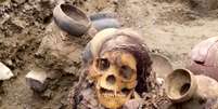M&uacute;mia milen&aacute;ria de mulher da civiliza&ccedil;&atilde;o Chancay &eacute; encontrada no Peru  Foto: ANSA / Ansa - Brasil