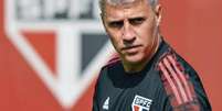 Hernán Crespo durante treino no São Paulo Foto: Hernán Crespo durante treino no São Paulo ( Divulgação/ São Paulo) / Gávea News