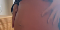 Thiaguinho publica vídeo conversando com filho após ficar fora por três semanas  Foto: Instagram/@thiaguinho / Reprodução