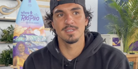 Mesmo afastado por causa de uma lesão, Medina marca presença na Vivo Rio Pro, da WSL, em Saquarema (RJ)  Foto: Éros Mendes/Terra