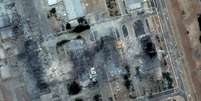 Imagem de sat&eacute;lite fornecida pela Maxar Technologies mostra central nuclear de Ispahan, no Ir&atilde;, ap&oacute;s os ataques americanos, na segunda-feira, 22 de junho de 2025.  Foto: AP / RFI