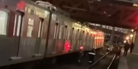 Trem da CPTM descarrila e provoca superlotação na Estação Luz, no Centro de SP  Foto: Reprodução/SP Sobre Trilhos